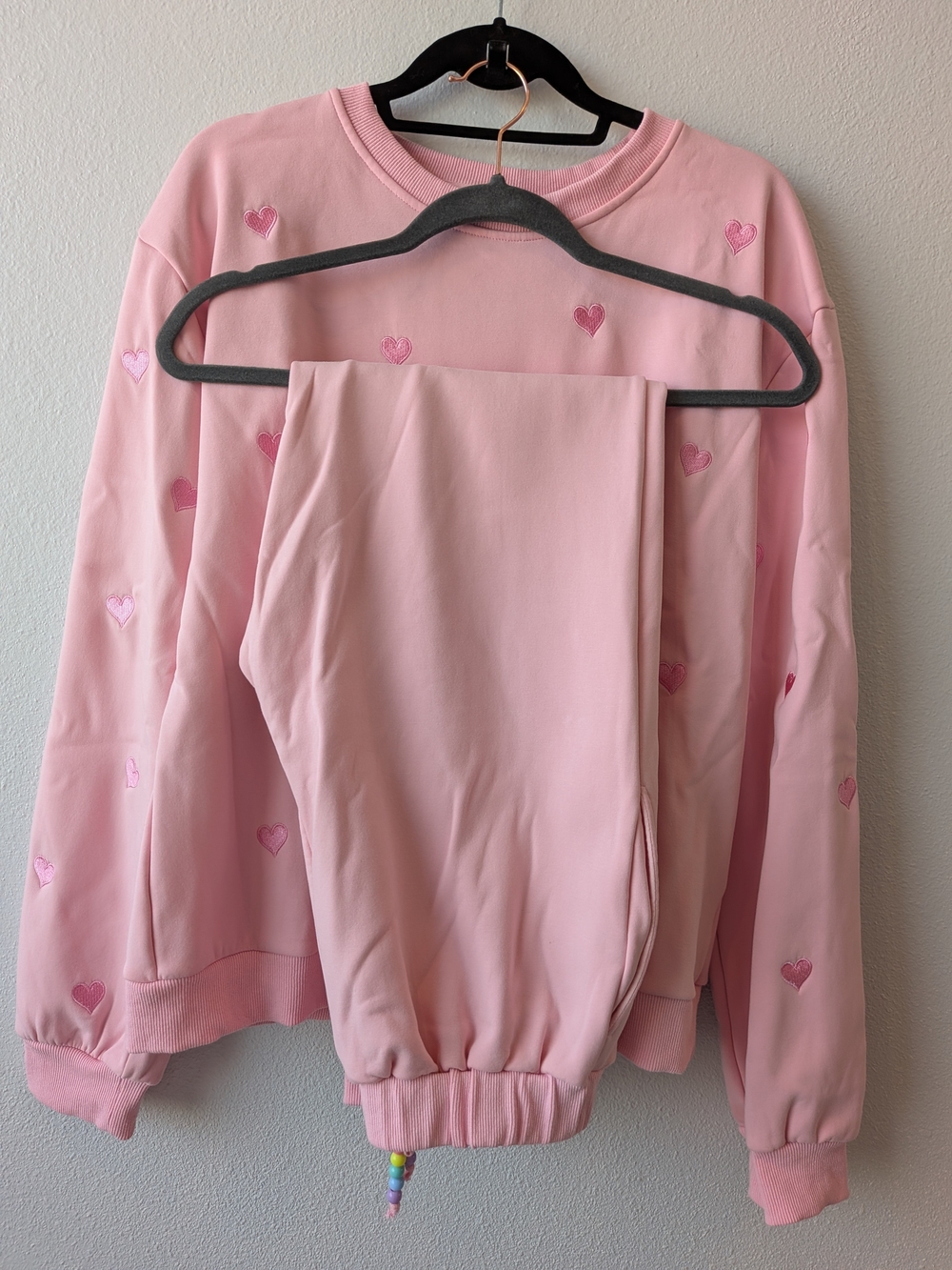 Women's Lola + The Boys Pink Heart-Print Track Pants & Sweatshirt Set L - Picture 11 of 11
